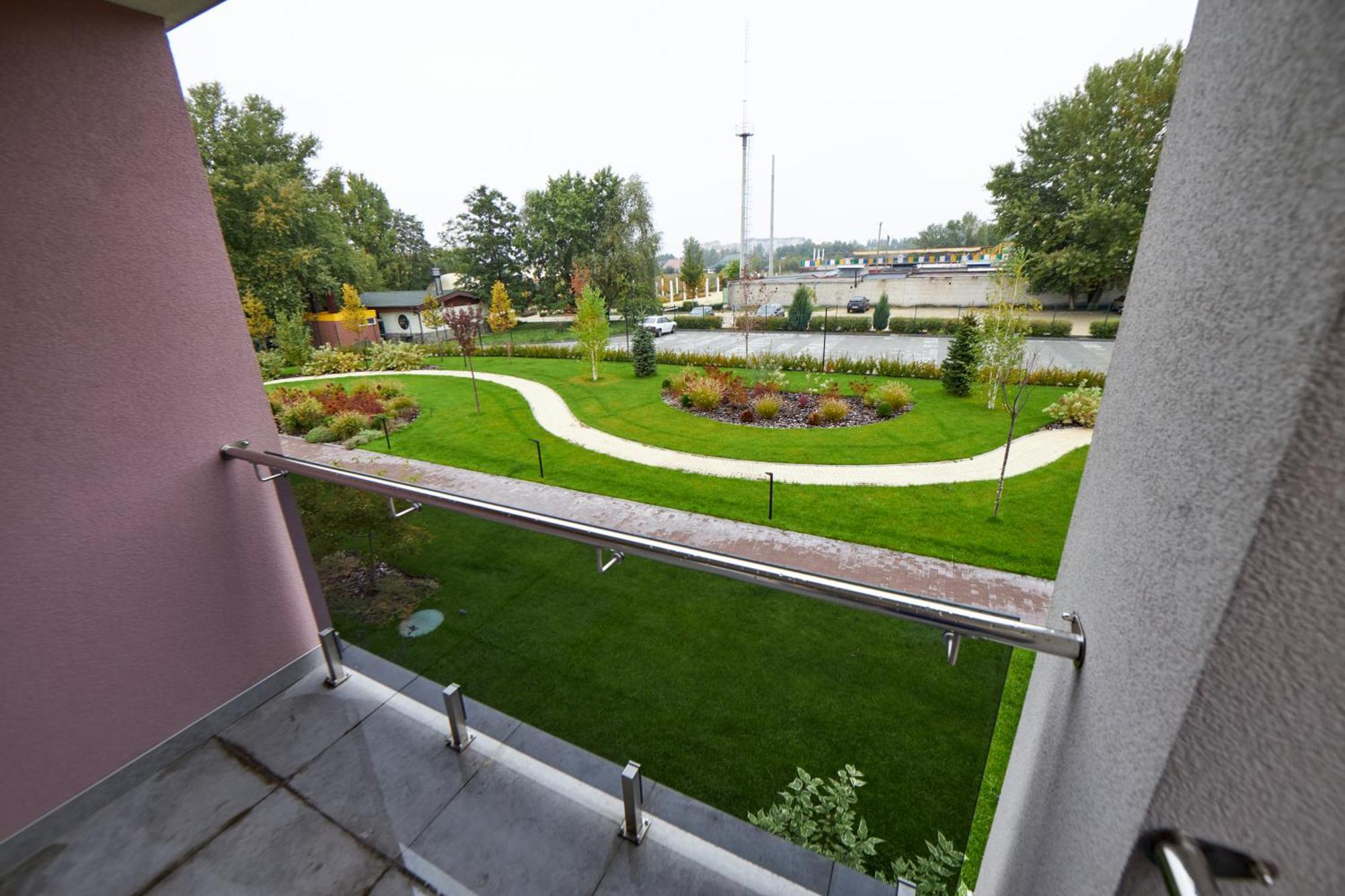 Спа-Готель Поло-Медлайф Kremenchuk Exterior photo